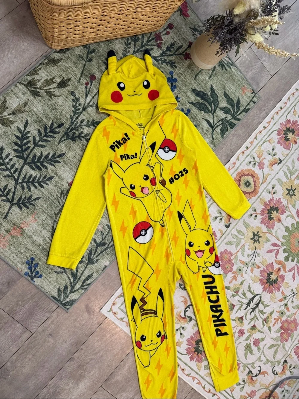 Pokemon boys pikachu